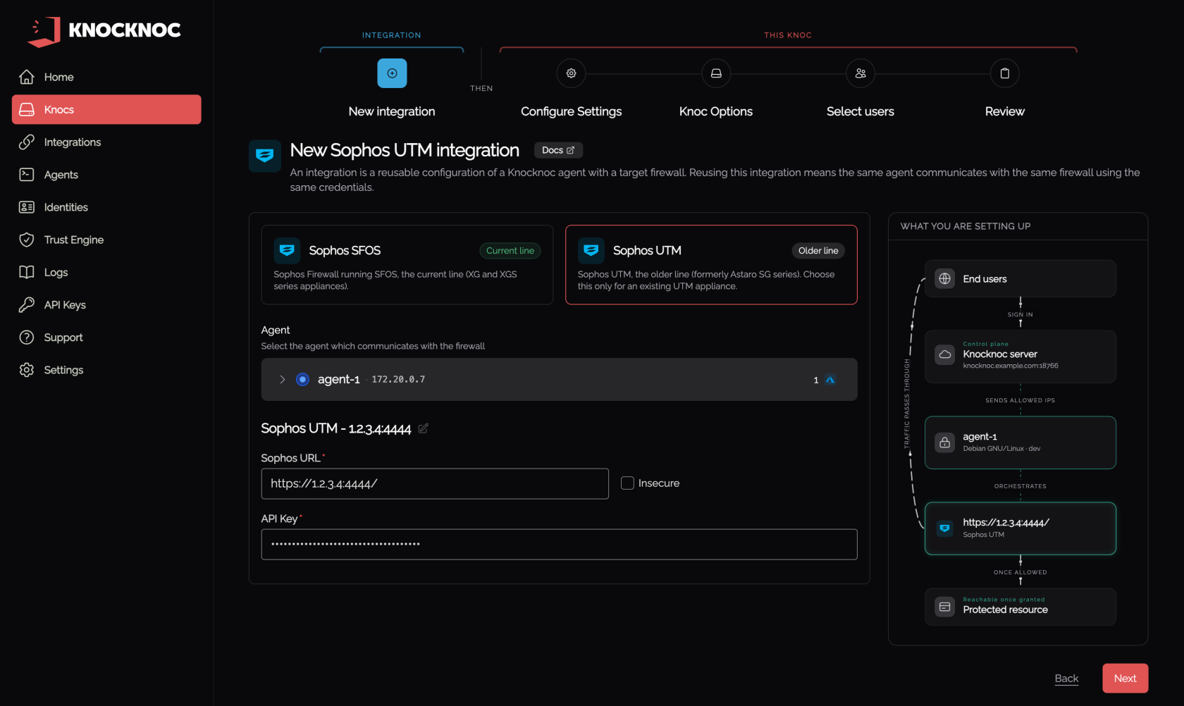 Wizard step 1, the Sophos UTM integration, with the agent chosen and the UTM URL and API key entered